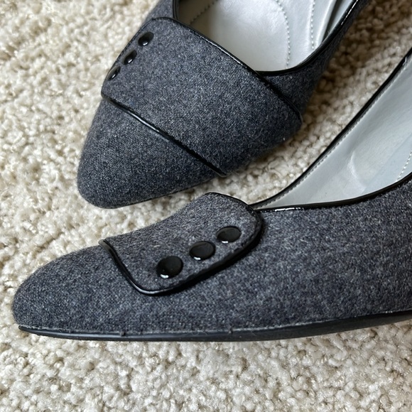 Kelly & Katie Lauren Heels - Picture 3 of 12